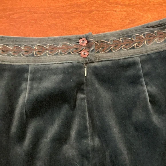 Nanette Lepore vintage skirt - Picture 3 of 8